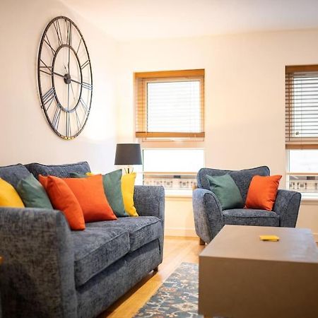 Modern City Centre Apartment In Inverness Eksteriør billede
